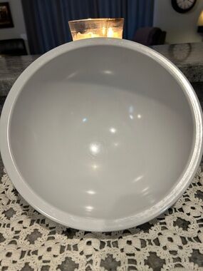 Vintage Texas Ware 118 white in like new condition